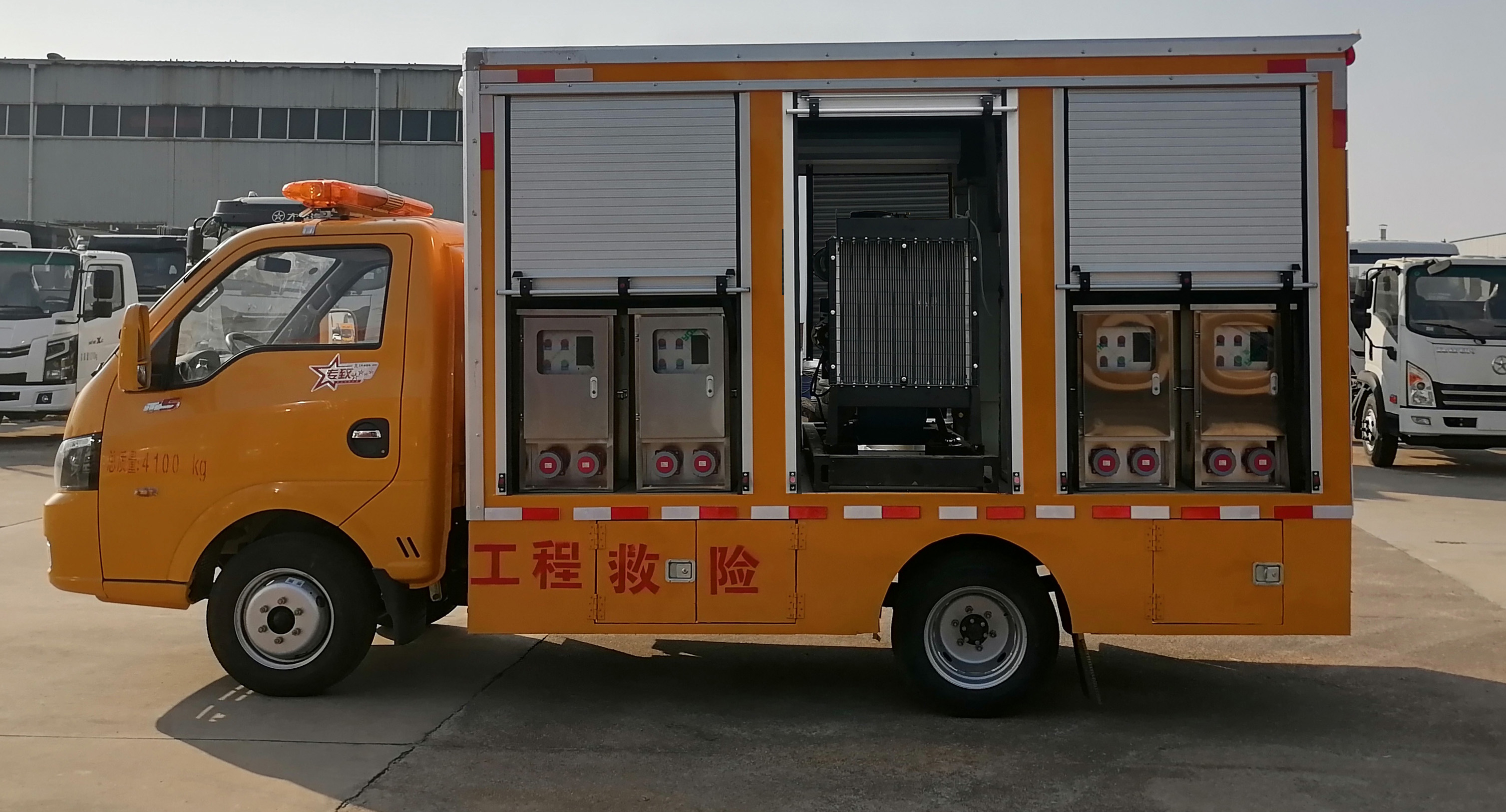 東風(fēng)途逸單排1200方小型救險(xiǎn)車