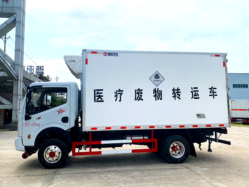 東風多利卡D6醫(yī)療廢物轉(zhuǎn)運車